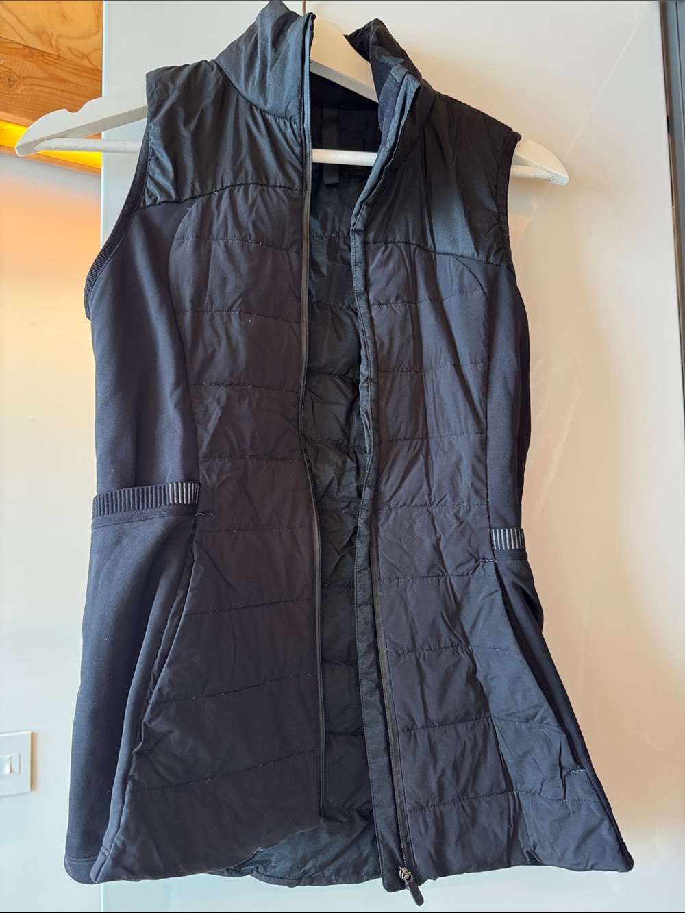 Lululemon Black Quilted Sleeveless Vest